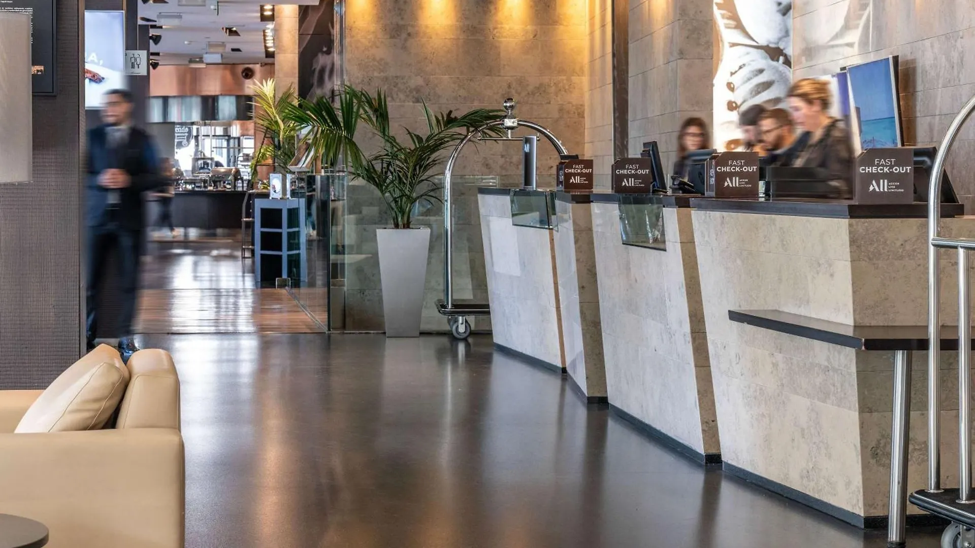 Otel Novotel Barcelona City