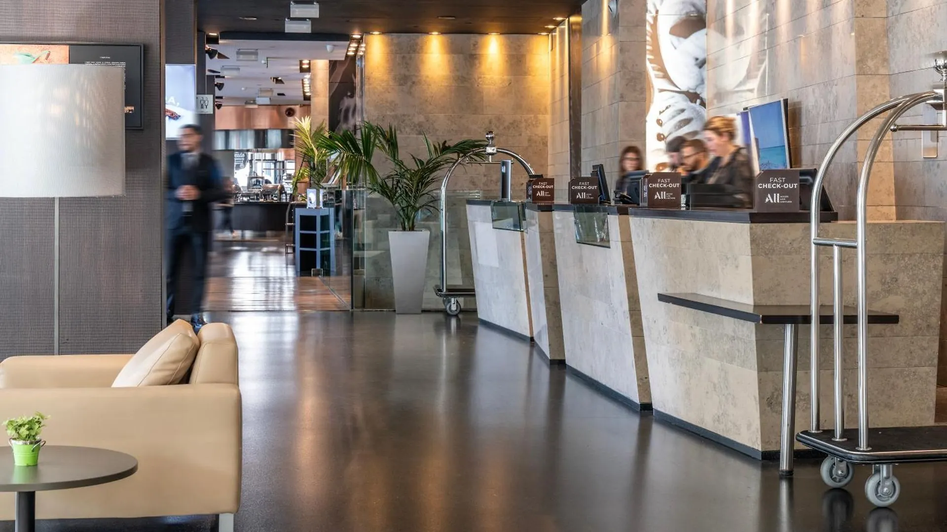 Novotel Barcelona City 4*,  Ισπανία